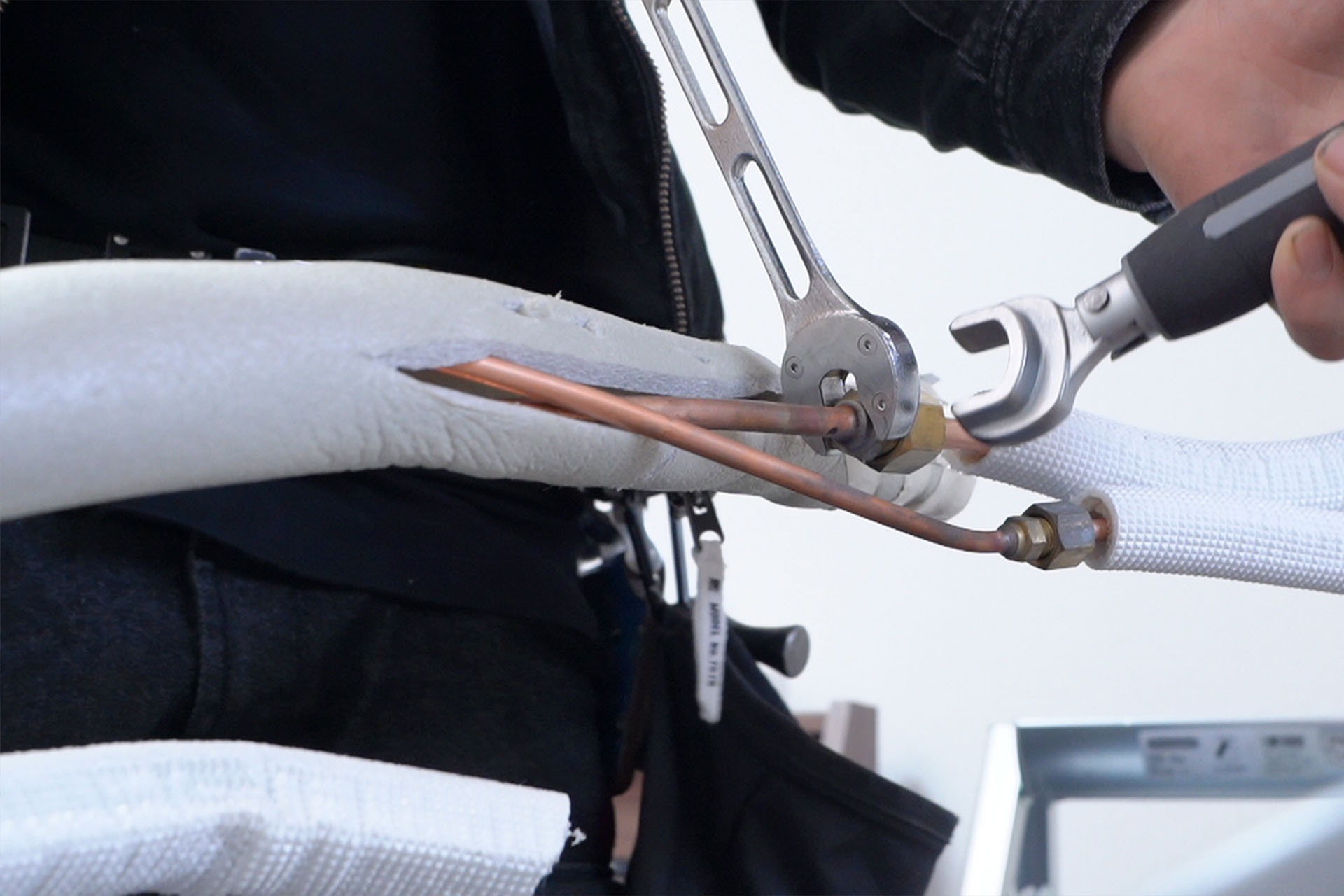 エアコン取付、給湯器交換、アンテナ工事など…お家のお困りごとは京都市伏見区の「I.N.tec」まで！